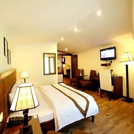 East Bourne Resort Shimla Exterior foto